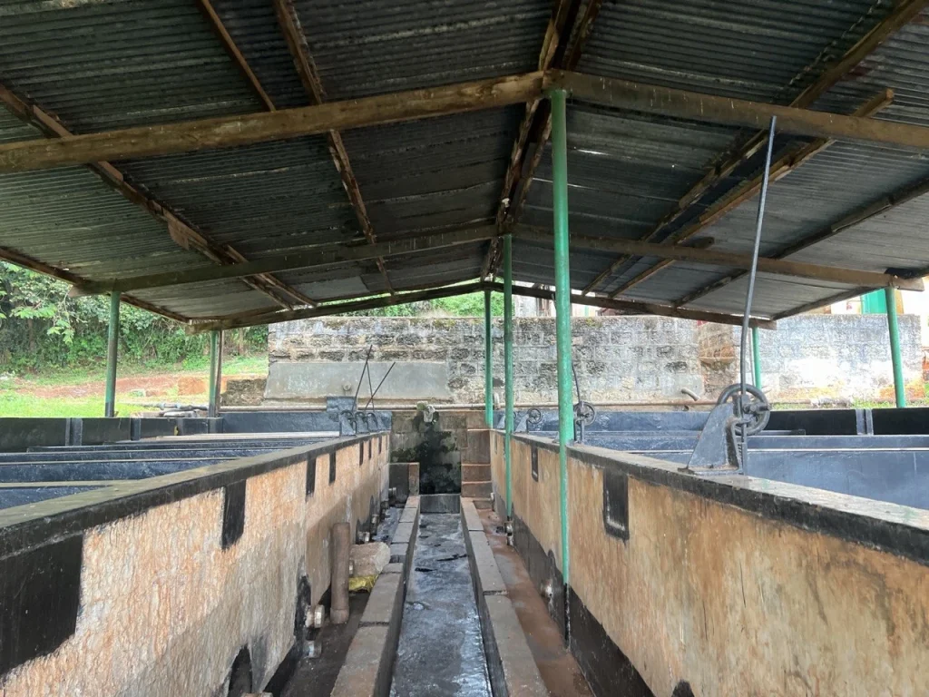 Washing station fermentation tanks and channels